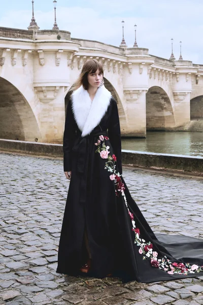 Look 7